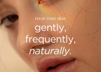 White Clean and Minimalist Skincare Animated Instagram Story